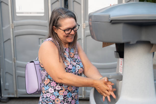 Portable restroom solutions in Iona, FL